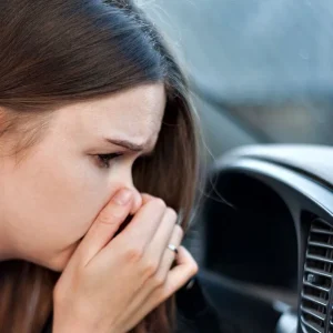 چرا تهویه مطبوع خودرو بوی نامطبوع می‌دهد؟