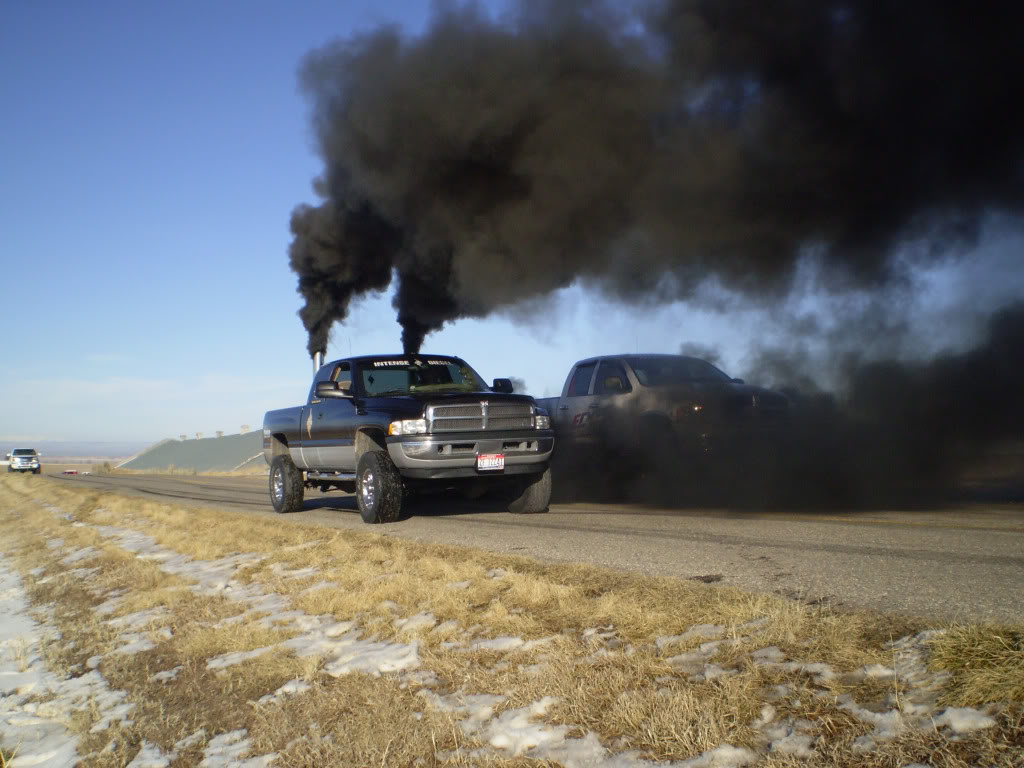 دلایل ایجاد دود سیاه از اگزوز