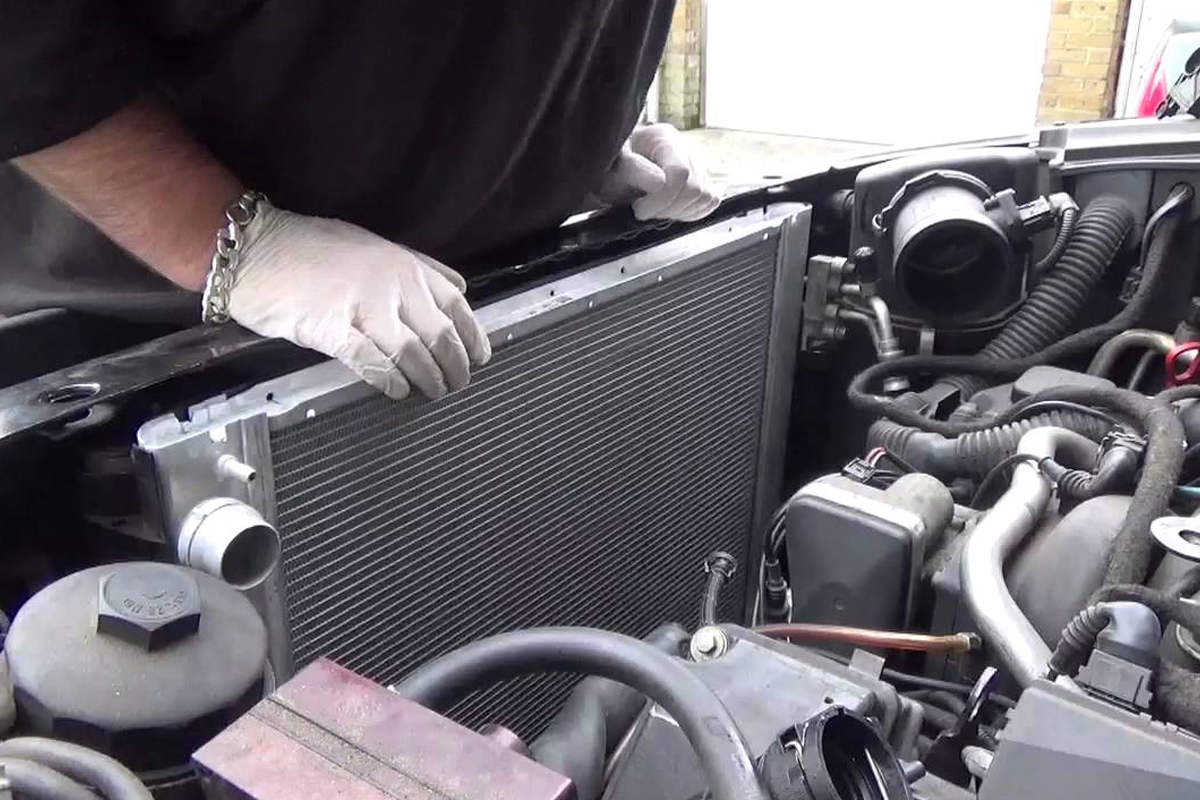 رادیاتور آب خودرو