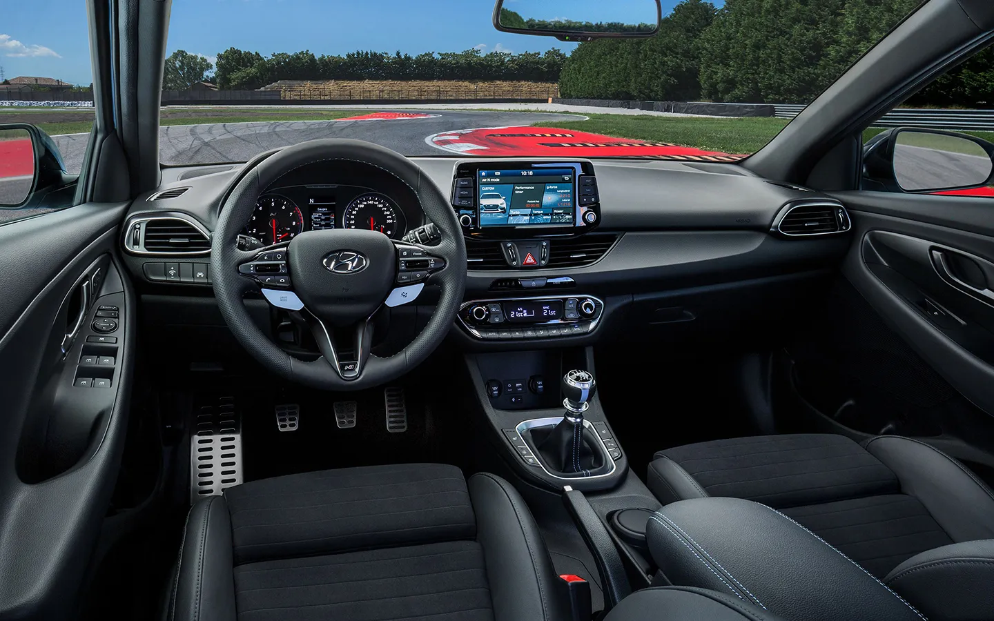 داشبورد خودرو